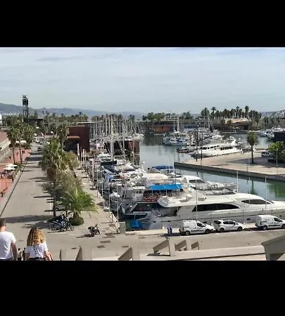 Nice Boat To Sleep In & Parking * バルセロナ